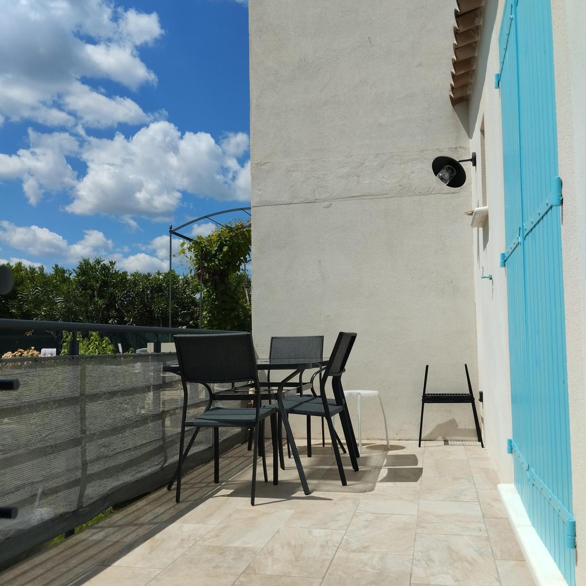 Studio Pont Du Gard Sernhac Cameră foto